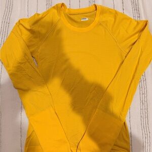 Lululemon Long sleeve Bright yellow swiftly tech shirt size 0